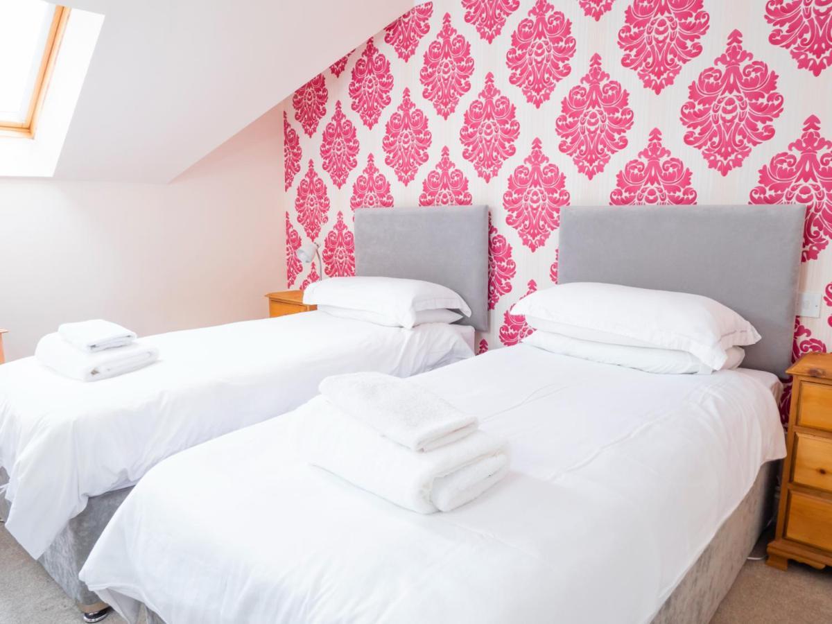Ellingham Self-Catering Cottages Saint Peter Port Buitenkant foto