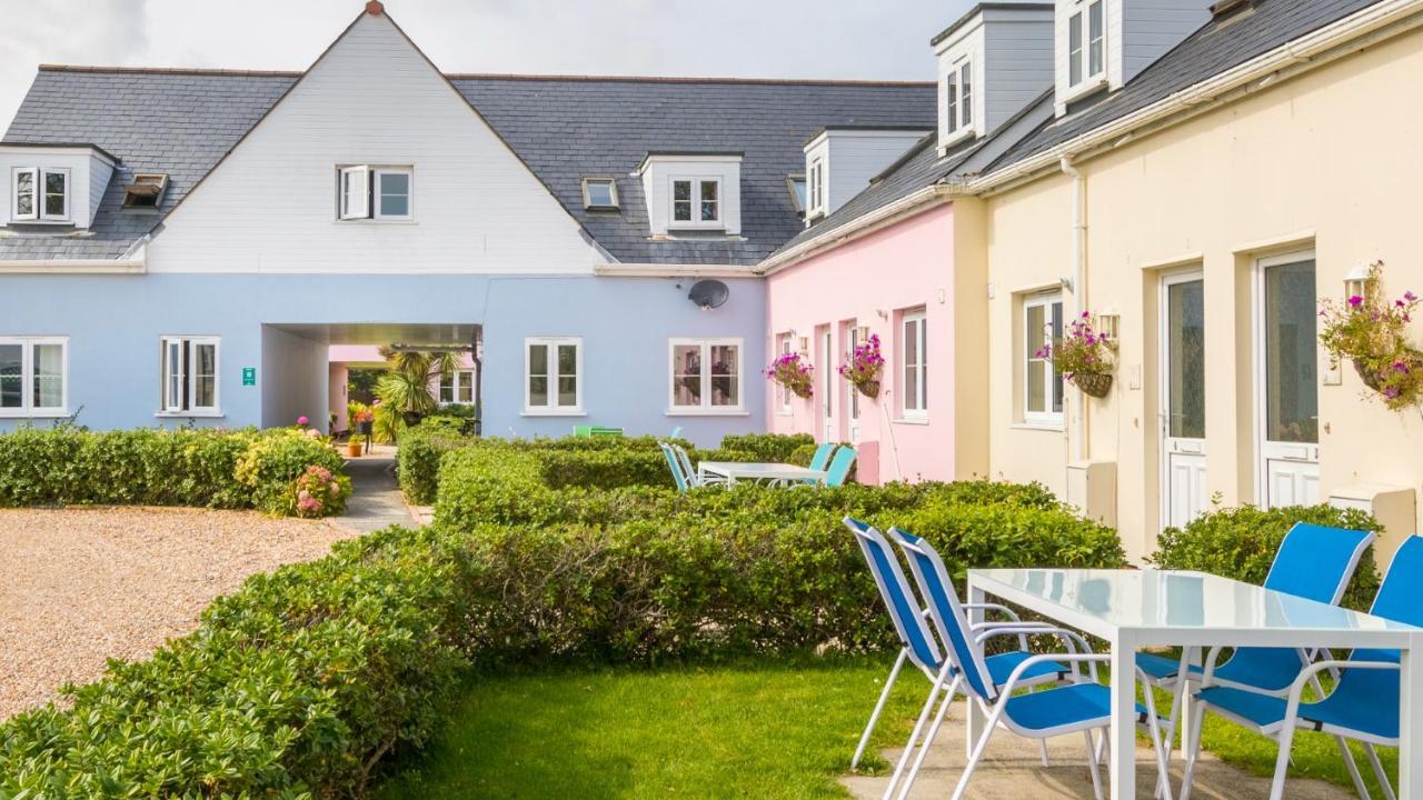 Ellingham Self-Catering Cottages Saint Peter Port Buitenkant foto