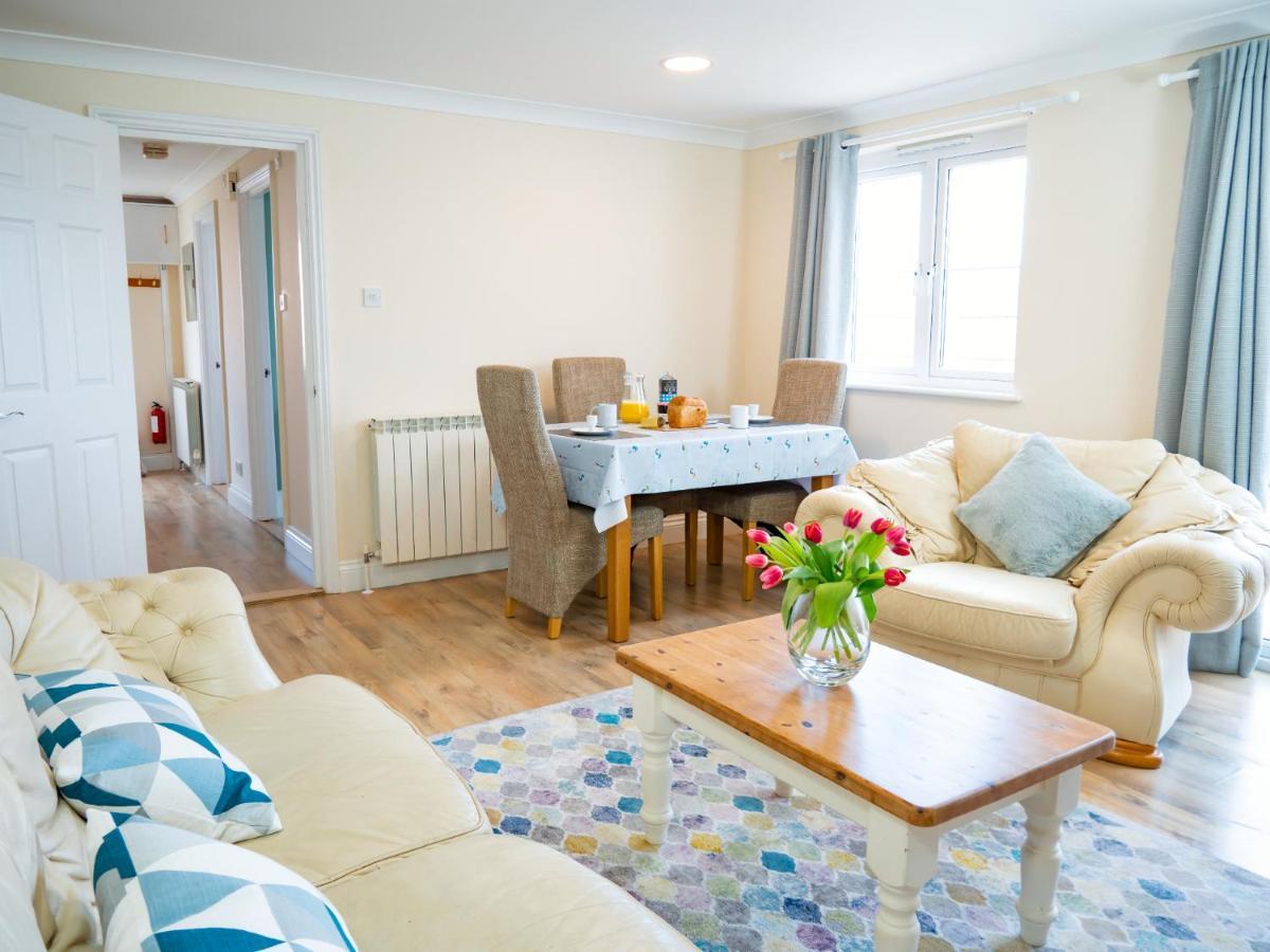 Ellingham Self-Catering Cottages Saint Peter Port Buitenkant foto
