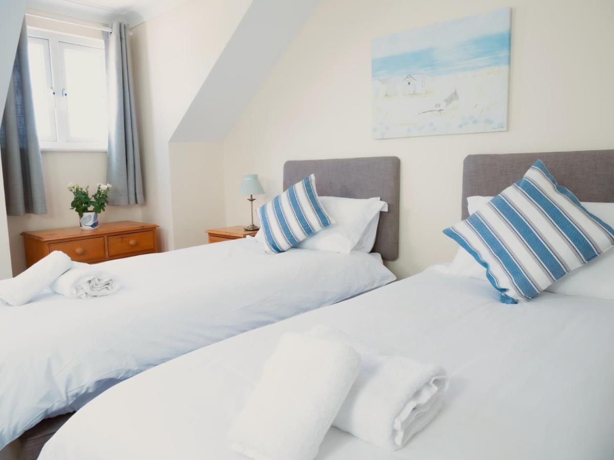 Ellingham Self-Catering Cottages Saint Peter Port Buitenkant foto