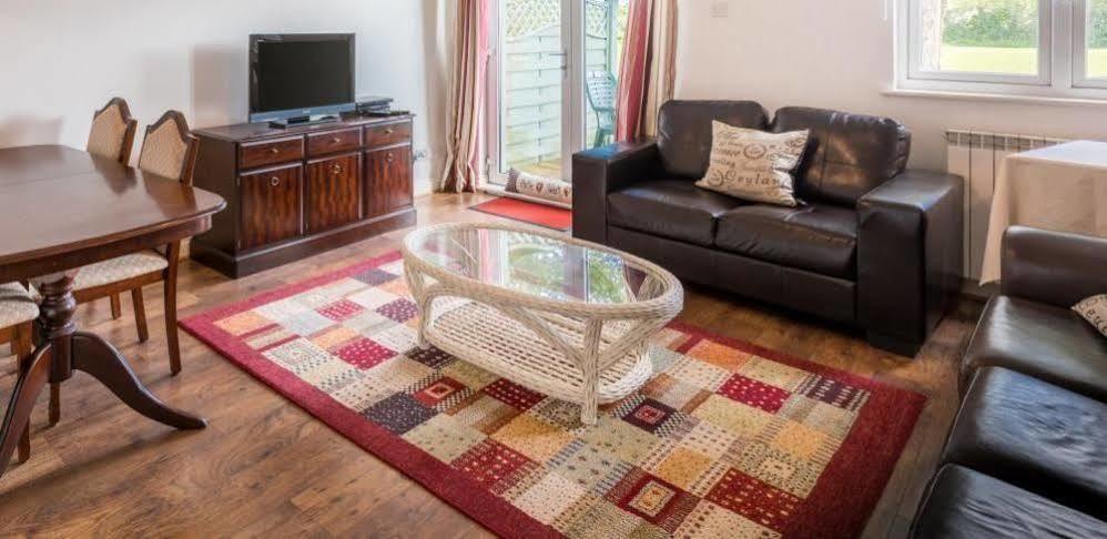Ellingham Self-Catering Cottages Saint Peter Port Buitenkant foto